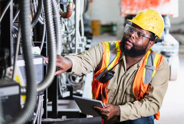 Best Licensed Electrician  in Chanute, KS